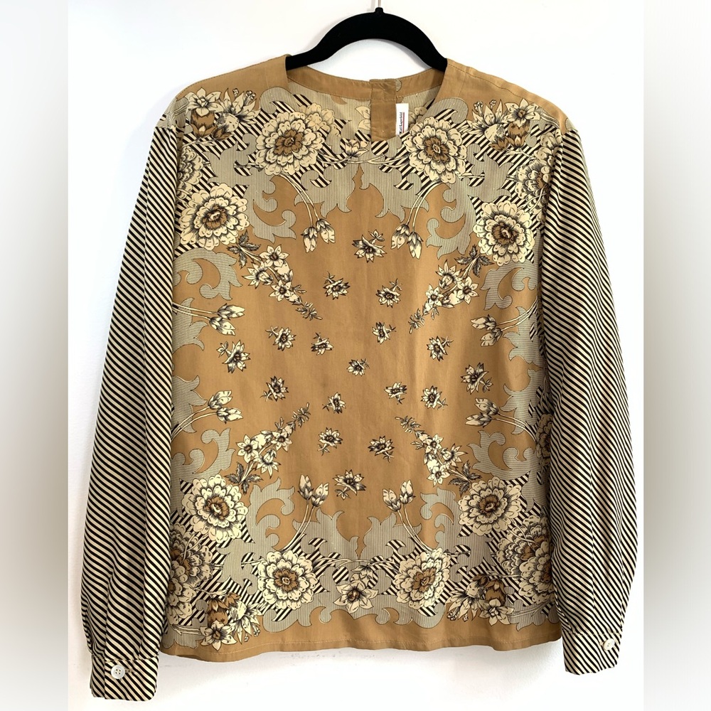 Karl Lagerfeld Women’s Brown Floral Blouse.Size M .Pre-owned.Perfect Conditions